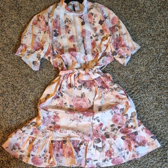 🎁3/$30🎁 Ruffled Floral Pink Dress with Tie Waist Sz Large - Picture 1 of 5